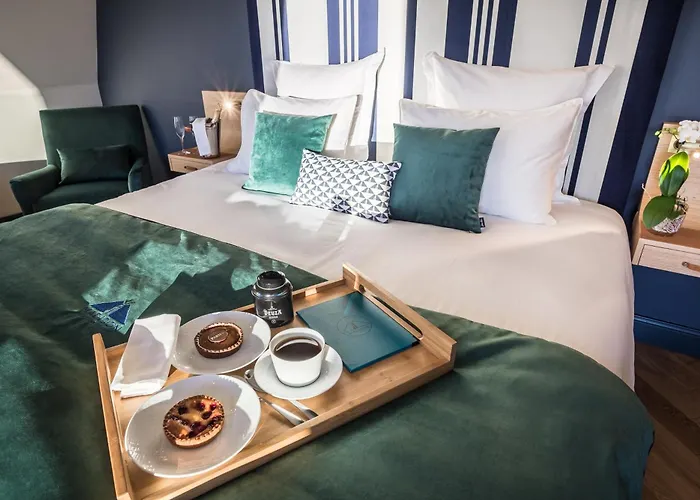 Отель Madison Jean De Luz - Handwritten Collection