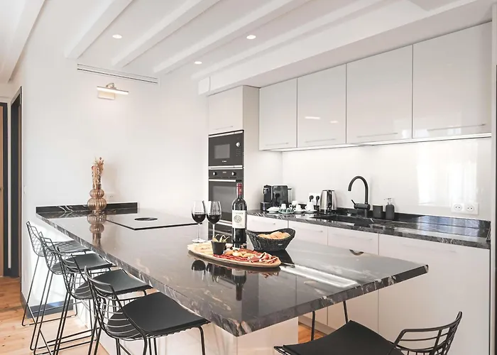 Отель Madison Jean De Luz - Handwritten Collection 4*