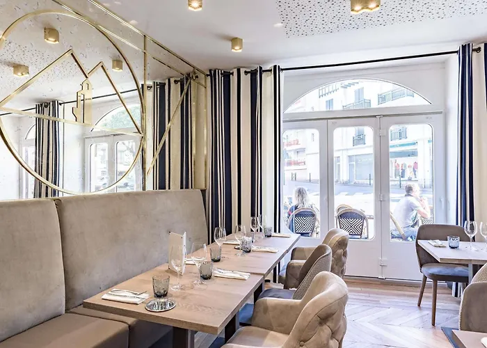 Отель Madison Jean De Luz - Handwritten Collection