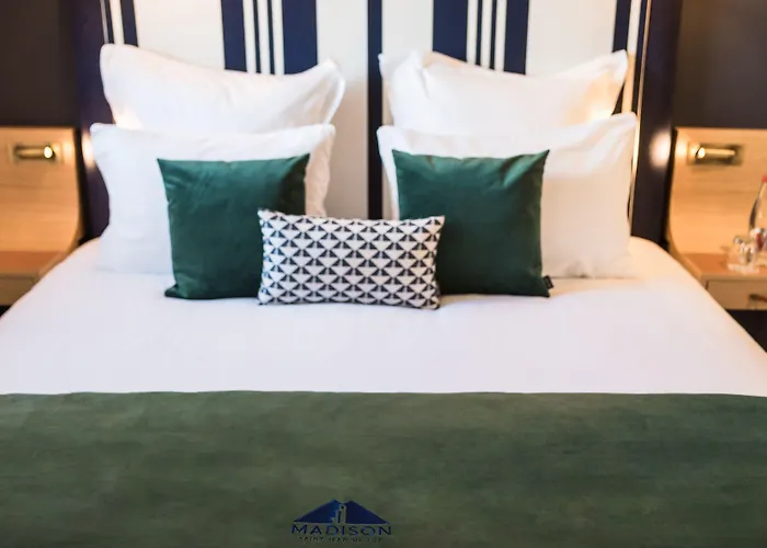 Отель Madison Jean De Luz - Handwritten Collection 4*