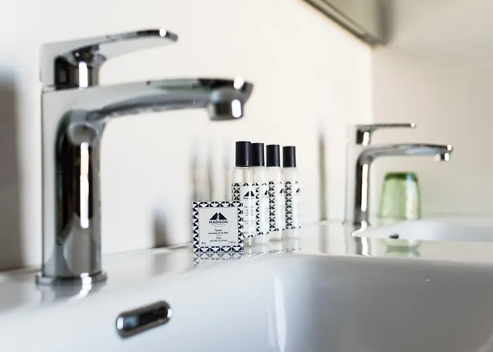 Madison Jean De Luz - Handwritten Collection Отель 4*