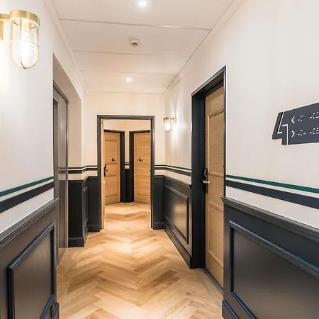 Madison Jean De Luz - Handwritten Collection Hotel