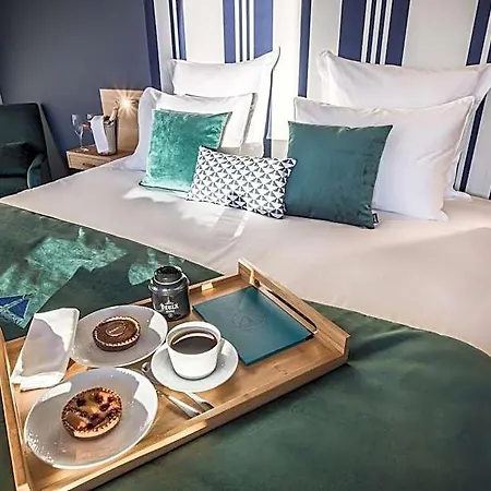 Hotel Madison Jean De Luz - Handwritten Collection 4*