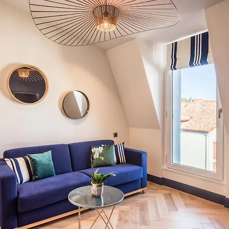 Hotel & Madison Jean De Luz