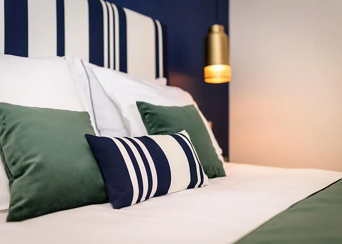 Madison Jean De Luz - Handwritten Collection 4* Saint-Jean-de-Luz